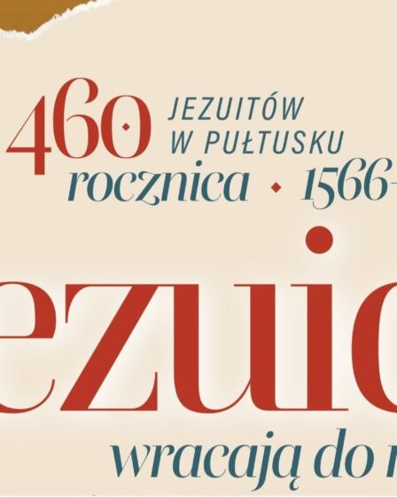 Grafika utrzymana w ciepłej beżowej kolorystyce. Centralnie duży, czerwony napis „Jezuici”, nad którym widnieje mniejszy tekst: „460. rocznica • 1566-2026 JEZUITÓW W PUŁTUSKU”. Poniżej tytułu umieszczono podtytuł: „wracają do miasta"